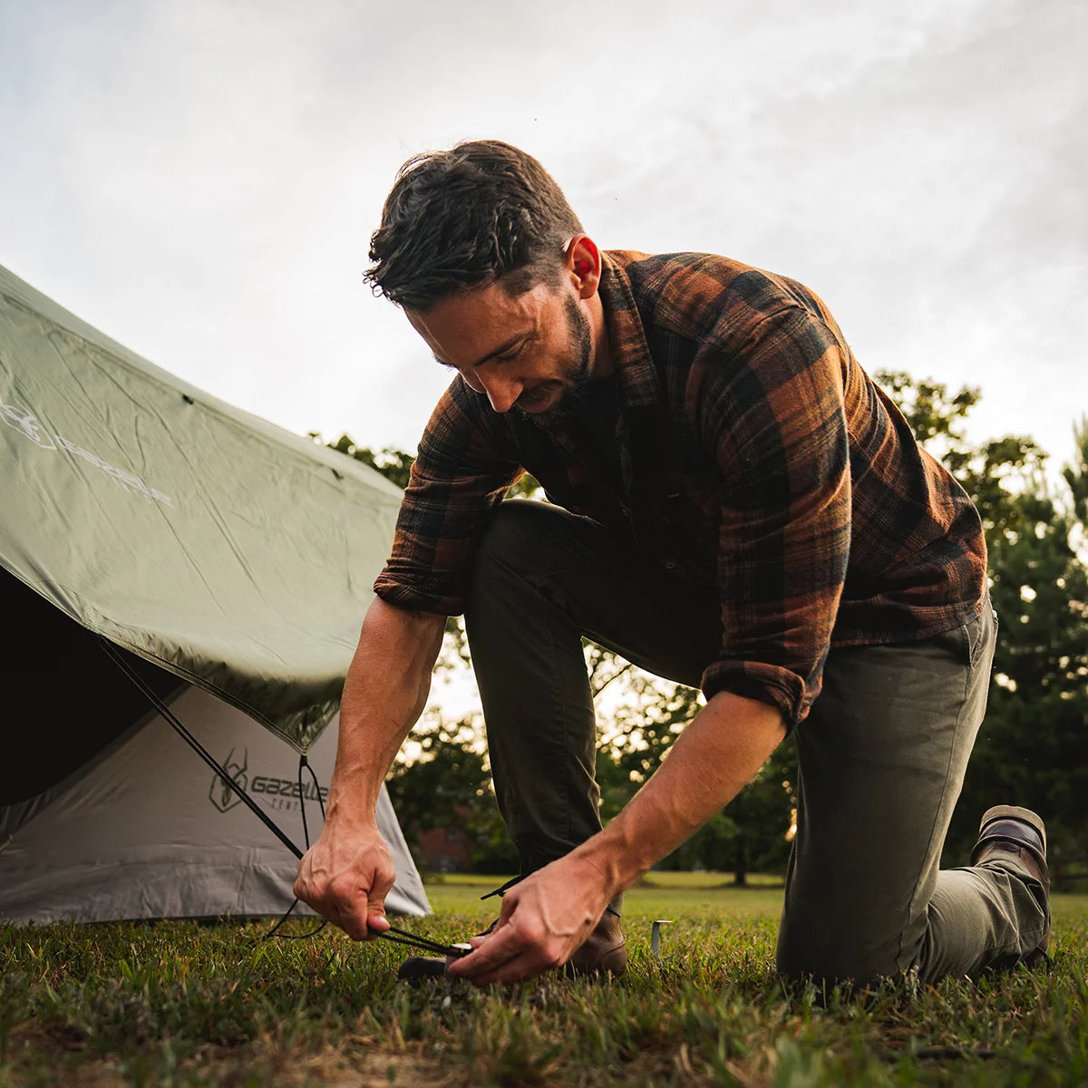 Portable Hub Tent, 3-6 Person, Alpine Green I74877