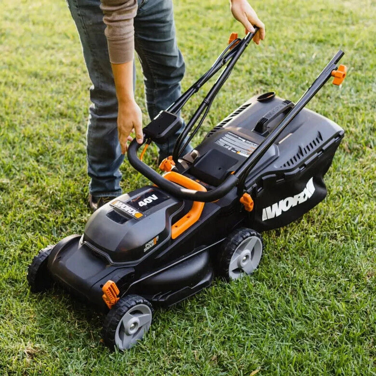 40V 14 Cordless Lawn Mower V708185