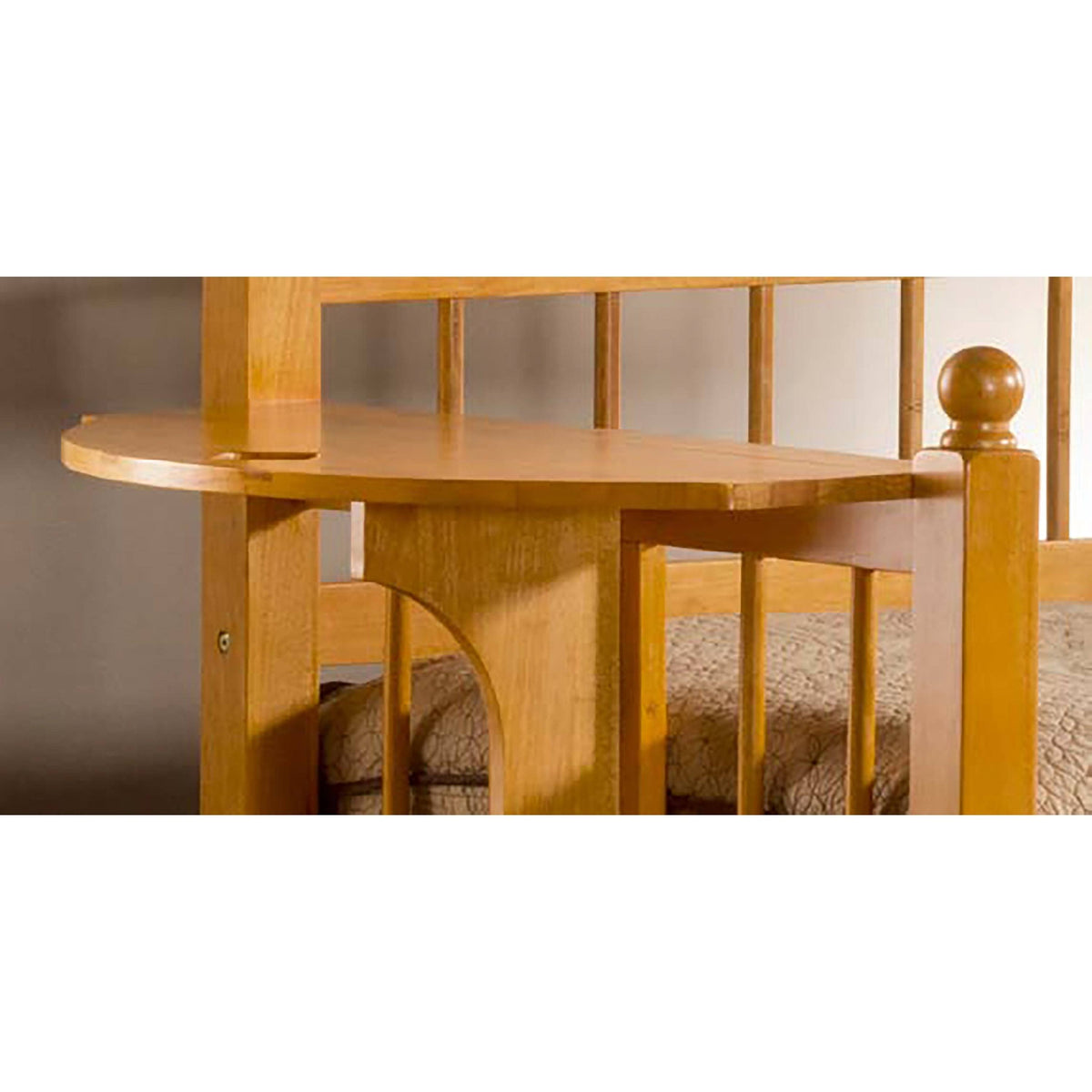 Medium Oak Daybed with Suspension Deck T462