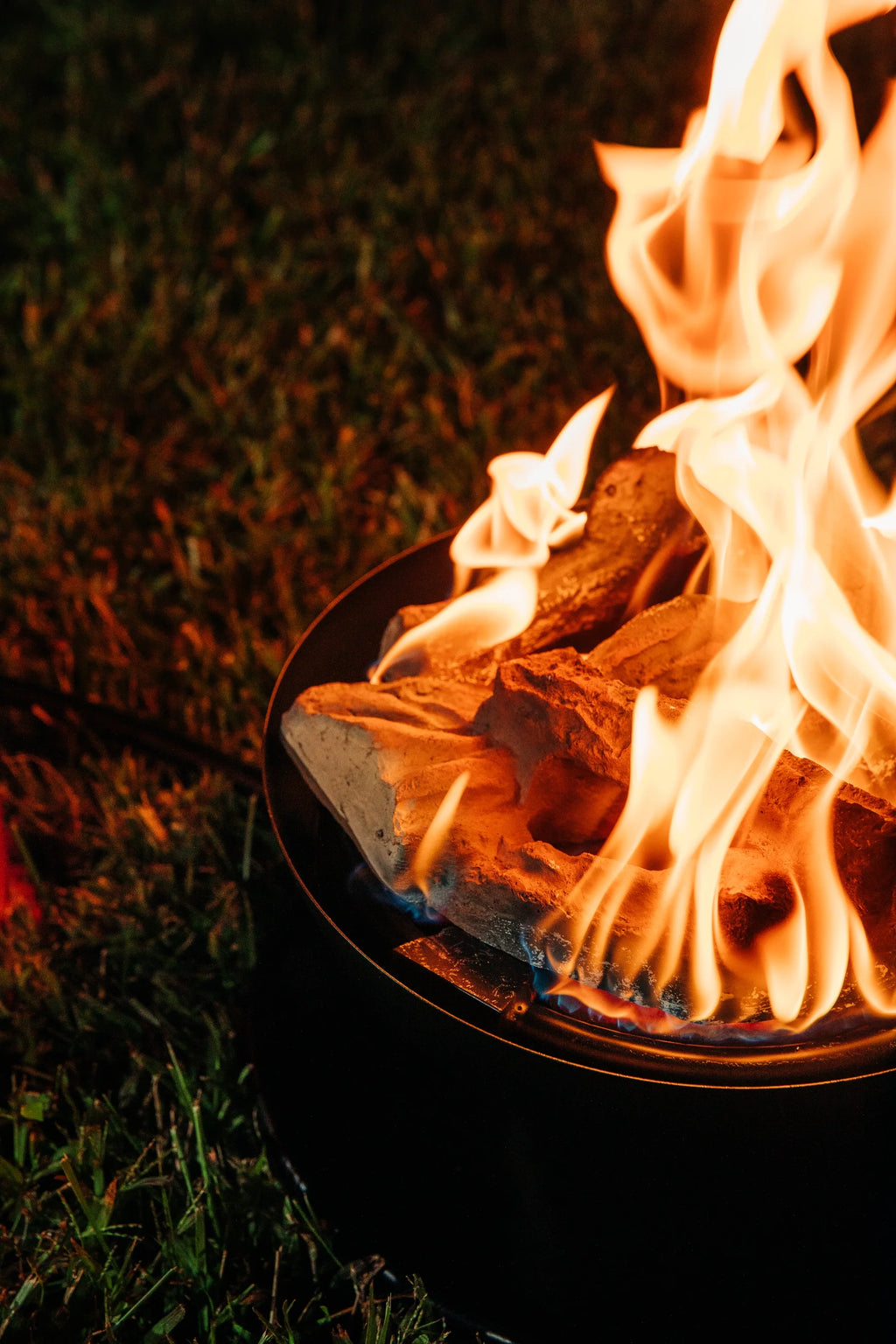Big Red Campfire with 10-Foot Propane Hose X342