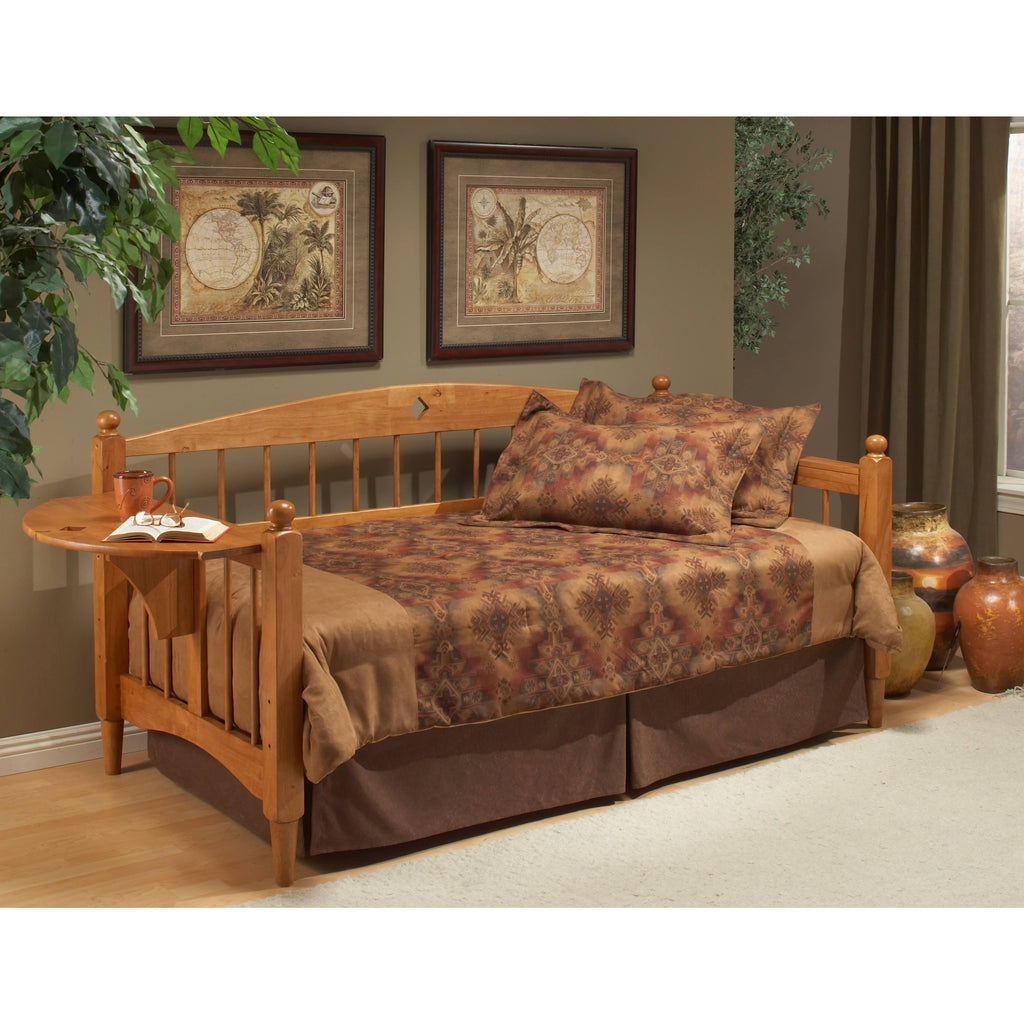Medium Oak Daybed with Suspension Deck T462